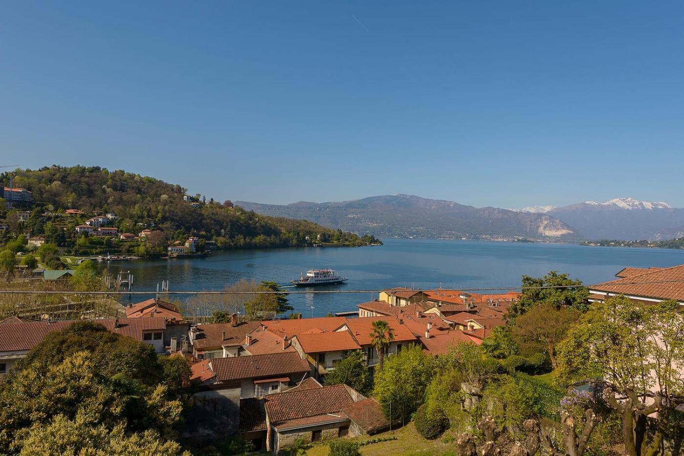 Appartamenti I Fiori Del Lago Laveno Ngoại thất bức ảnh