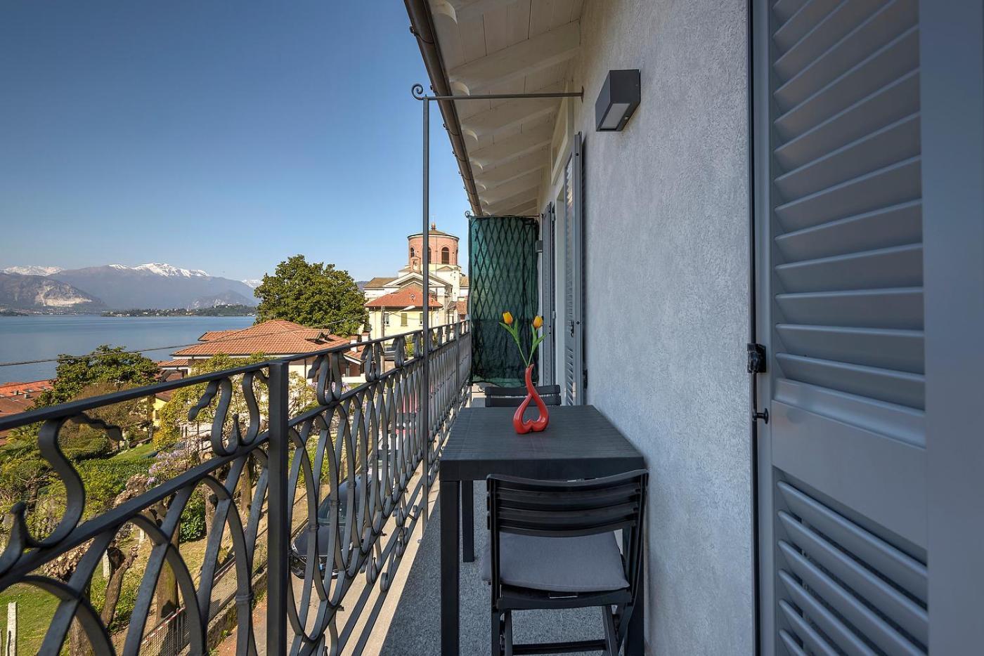 Appartamenti I Fiori Del Lago Laveno Ngoại thất bức ảnh