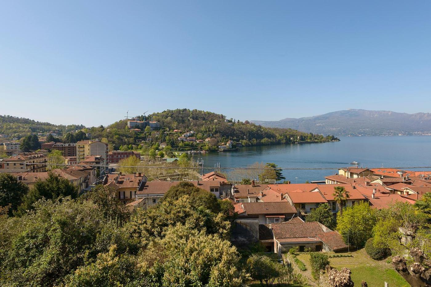 Appartamenti I Fiori Del Lago Laveno Ngoại thất bức ảnh
